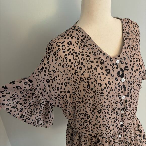 SHEIN Leopard Cheetah Print Brown Black Short Sleeve Top Button-Up Peplum Mediun - Picture 2 of 8